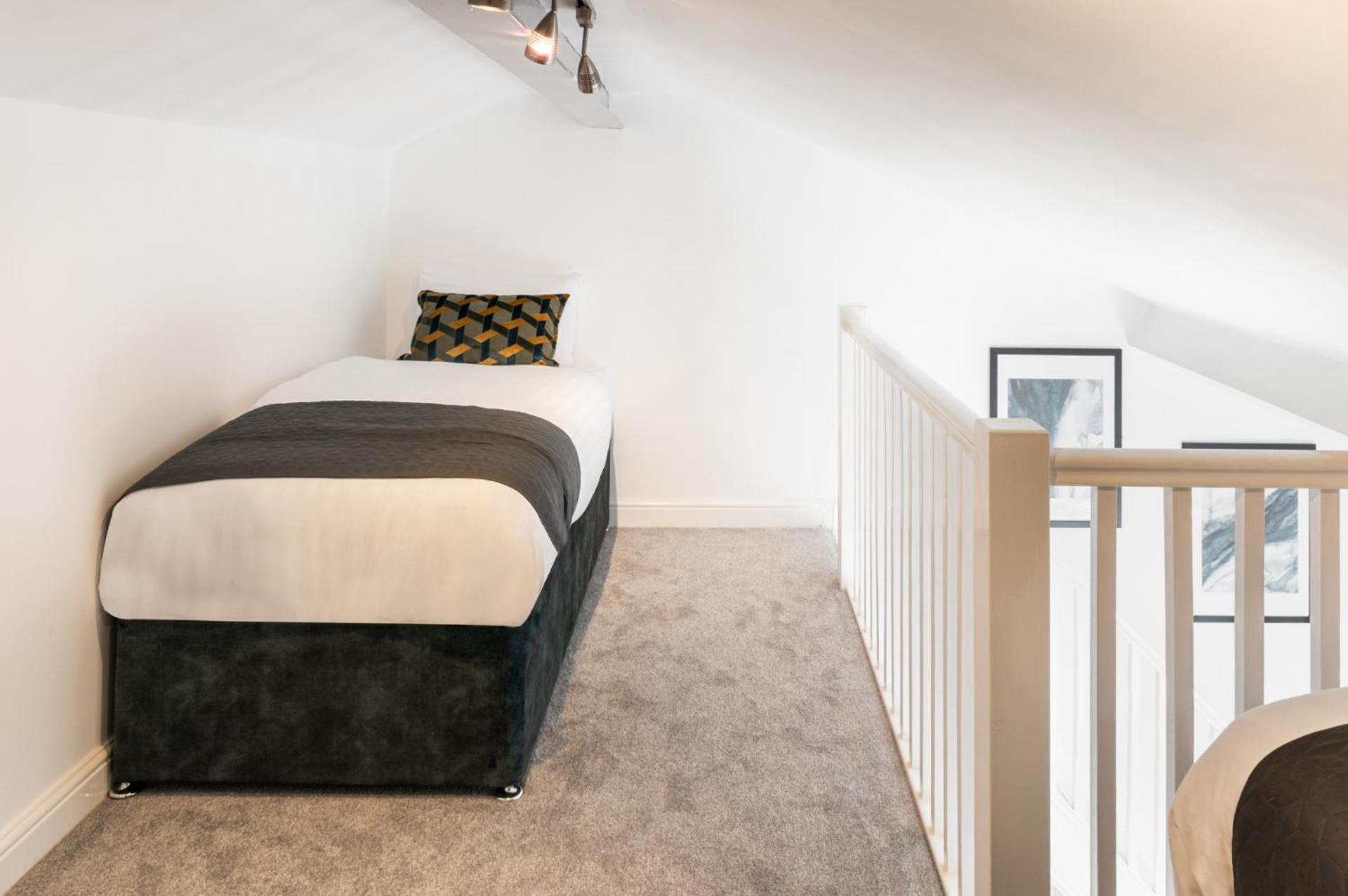 Host & - Princes Place Hideaway Liverpool