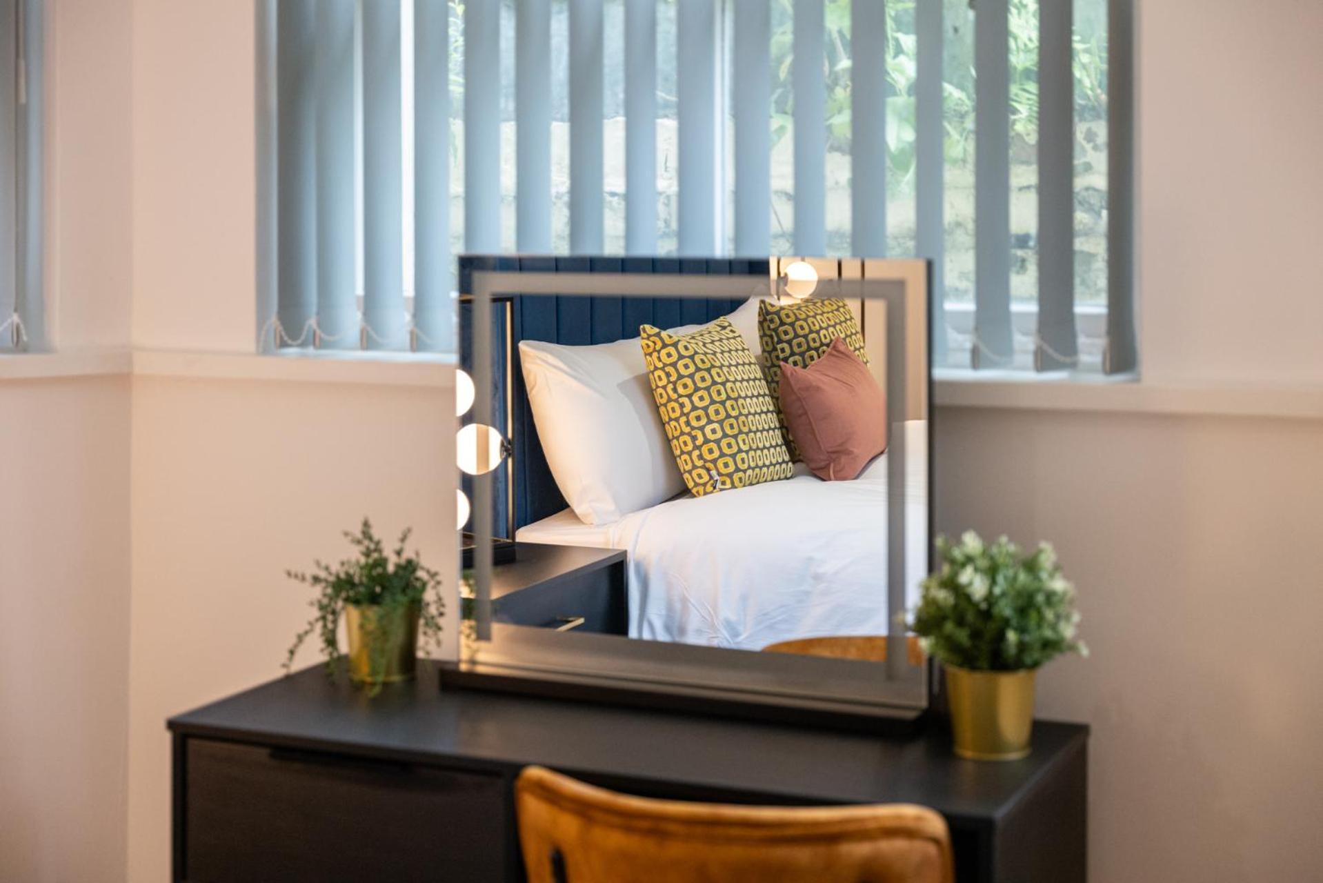Host & - Princes Place Hideaway Apartment